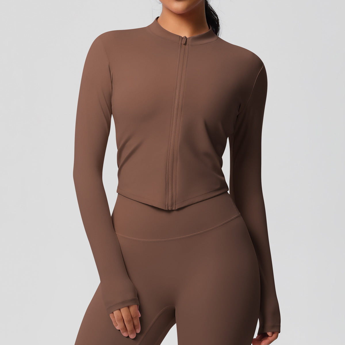 Yoga pants set for women in a solid color