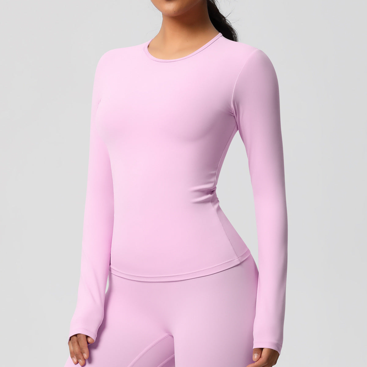 Yoga pants set for women in a solid color