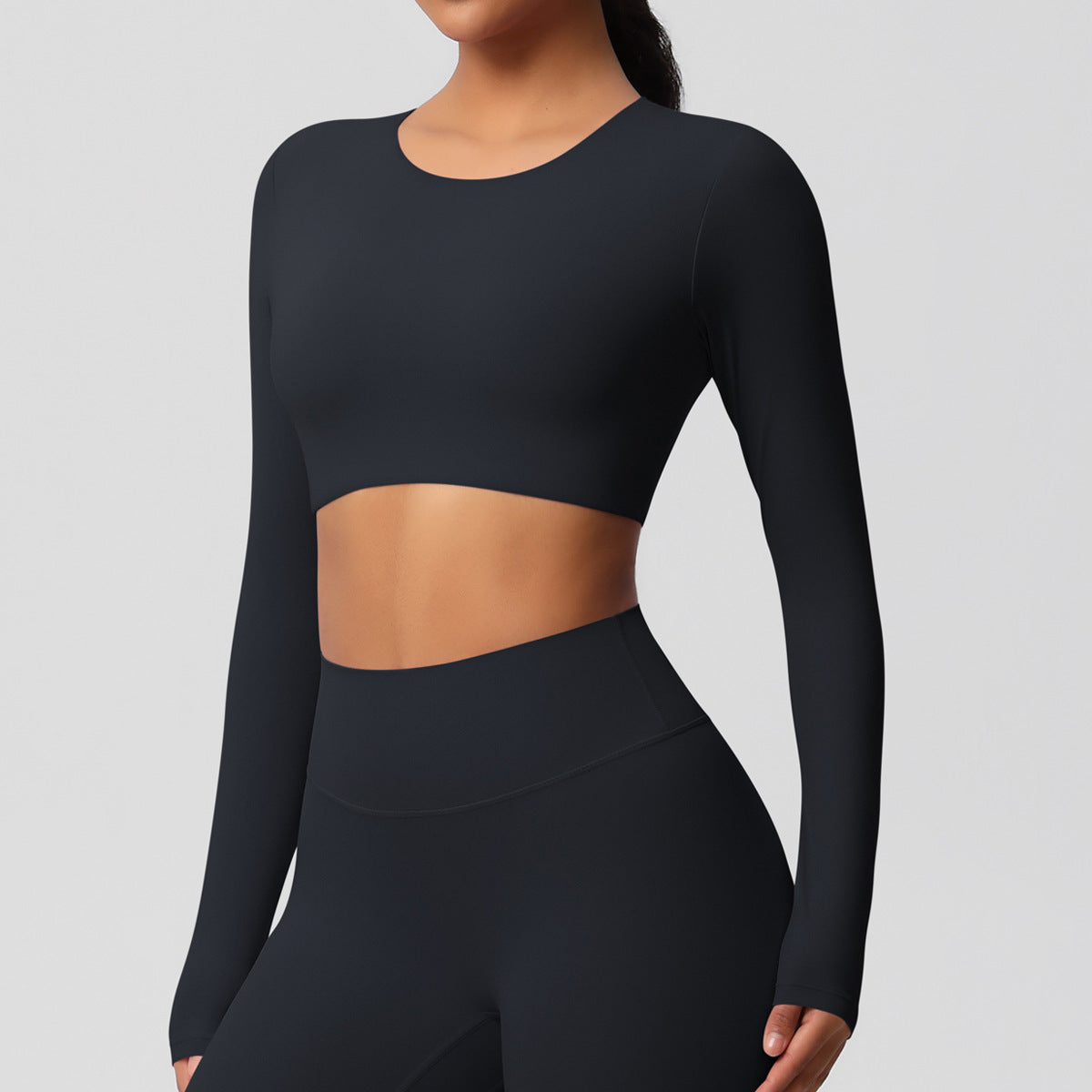 Yoga pants set for women in a solid color