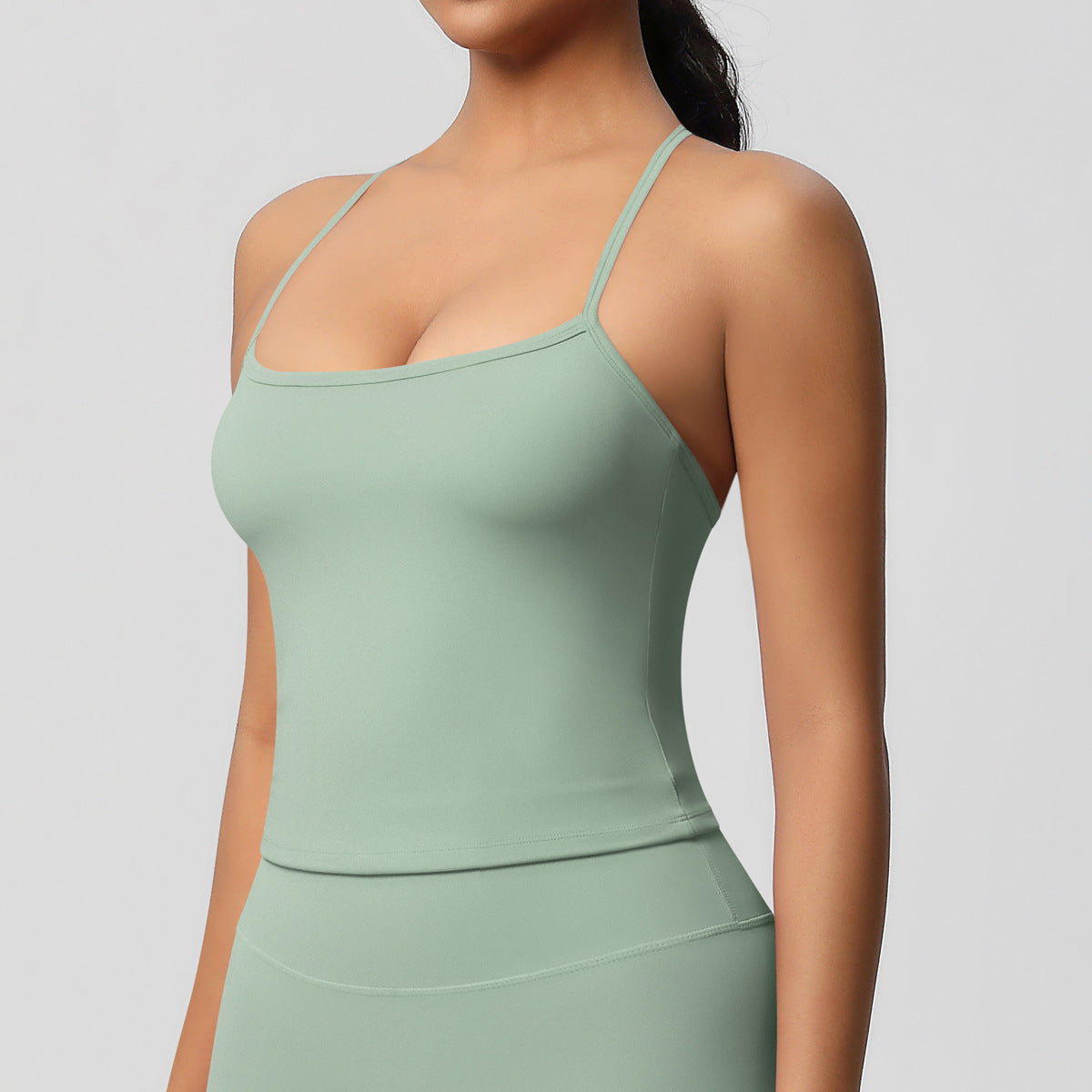 Yoga pants set for women in a solid color