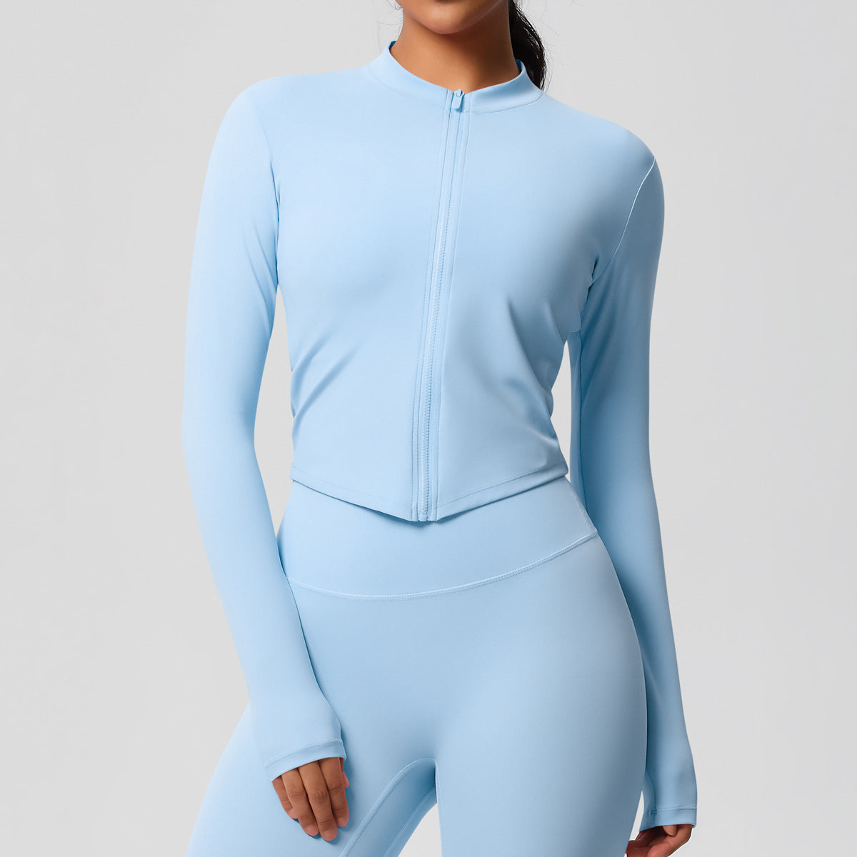 Yoga pants set for women in a solid color