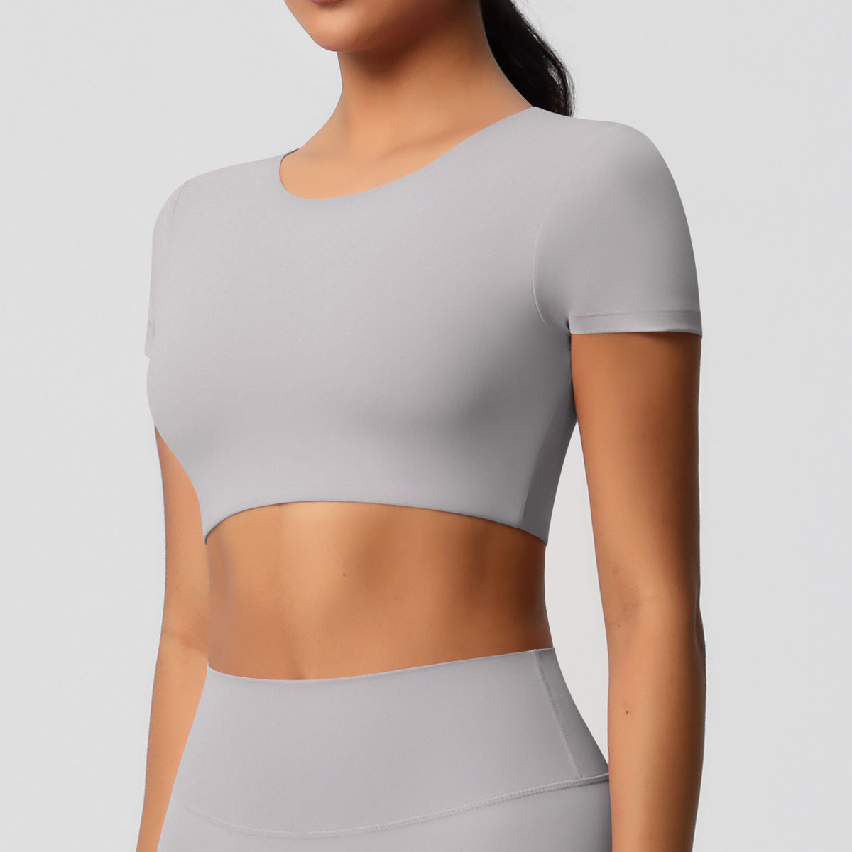 Yoga pants set for women in a solid color