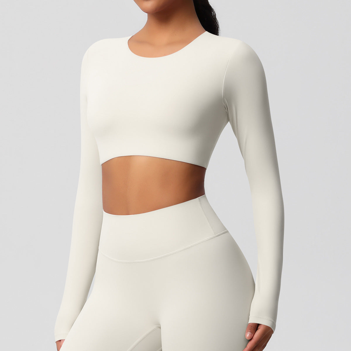 Yoga pants set for women in a solid color