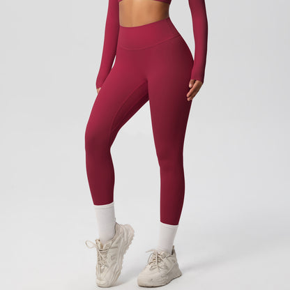 Yoga pants set for women in a solid color